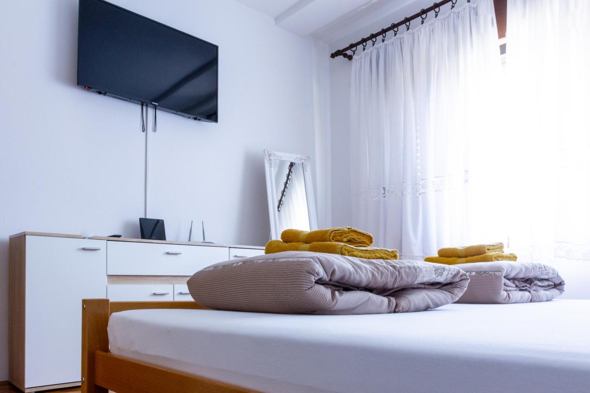 Sea View Retreat With 170Mbps Wifi And Sunny Balcony Apartman Kastav Kültér fotó