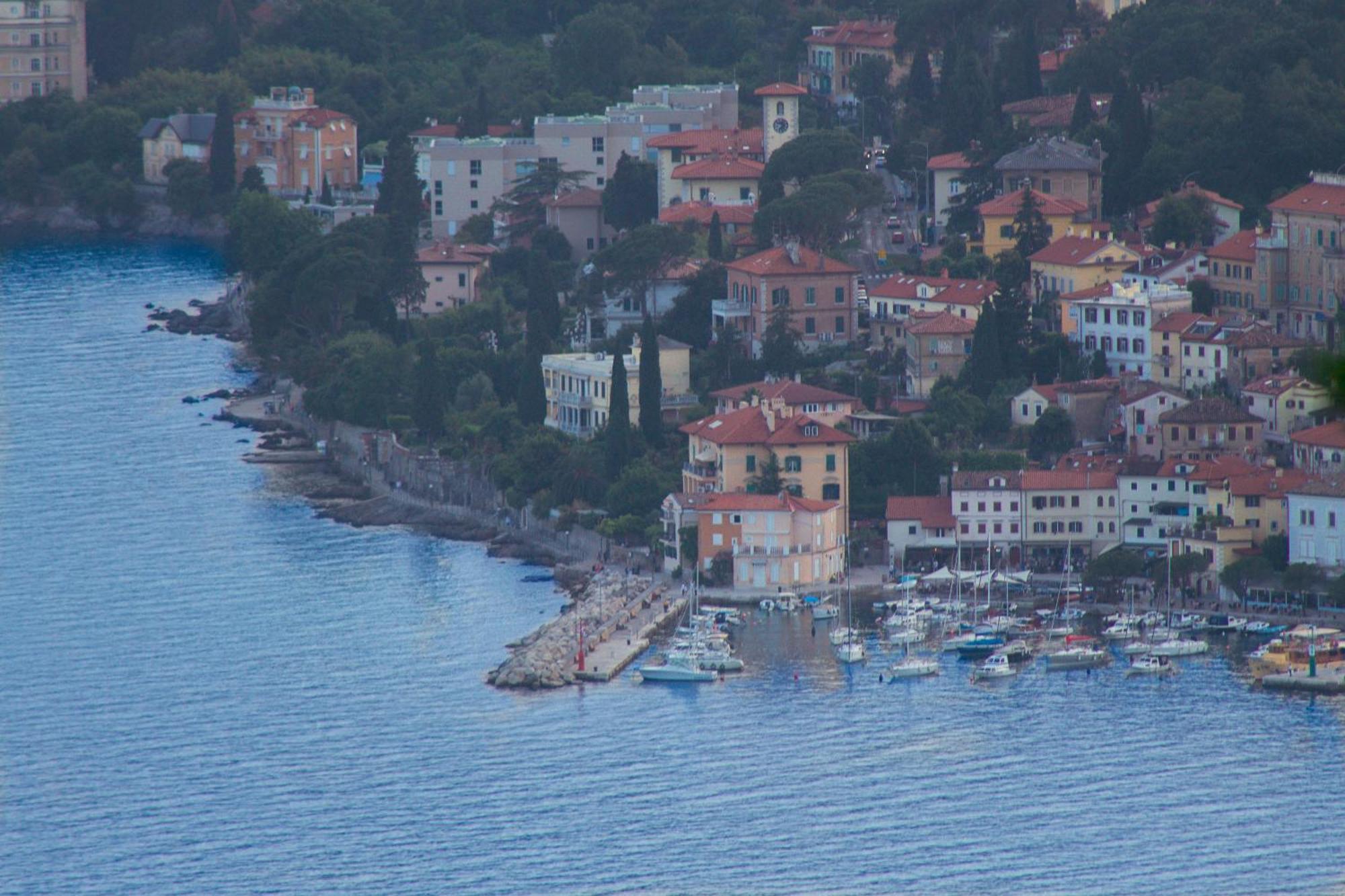 Sea View Retreat With 170Mbps Wifi And Sunny Balcony Apartman Kastav Kültér fotó