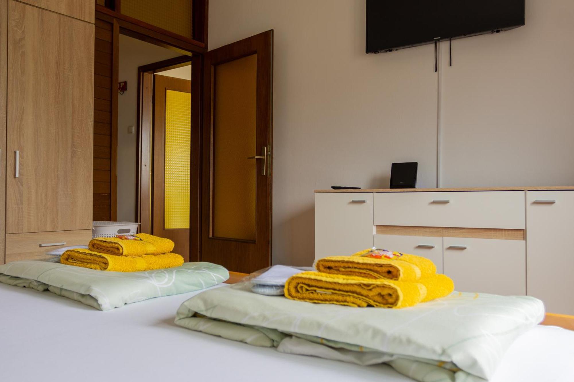 Sea View Retreat With 170Mbps Wifi And Sunny Balcony Apartman Kastav Kültér fotó